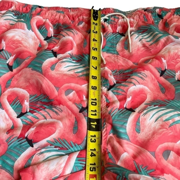 NWT Old Navy Mens 5” Swim Trunks Pink Flamingos Tropical Print Sz 3XL - Picture 6 of 16